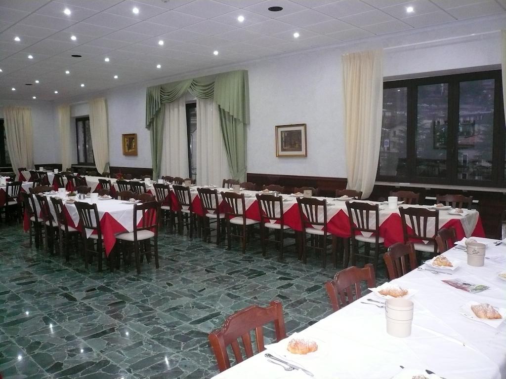 סקאנו Albergo Belvedere מראה חיצוני תמונה